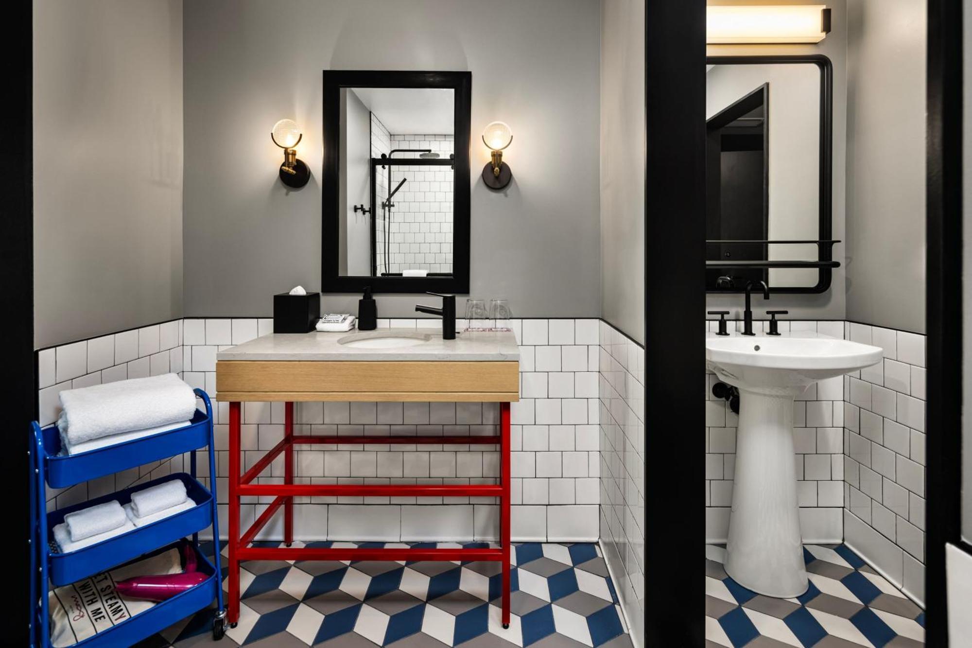 Hotel Moxy Madison Downtown Esterno foto