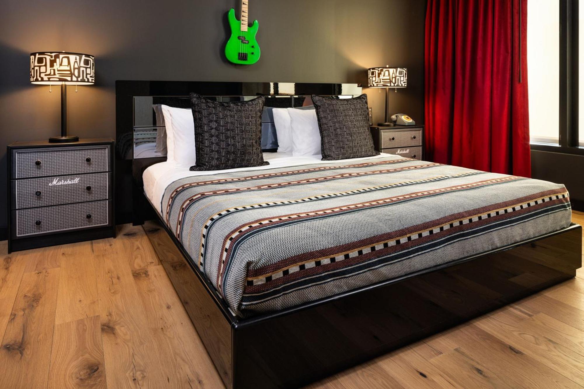 Hotel Moxy Madison Downtown Esterno foto