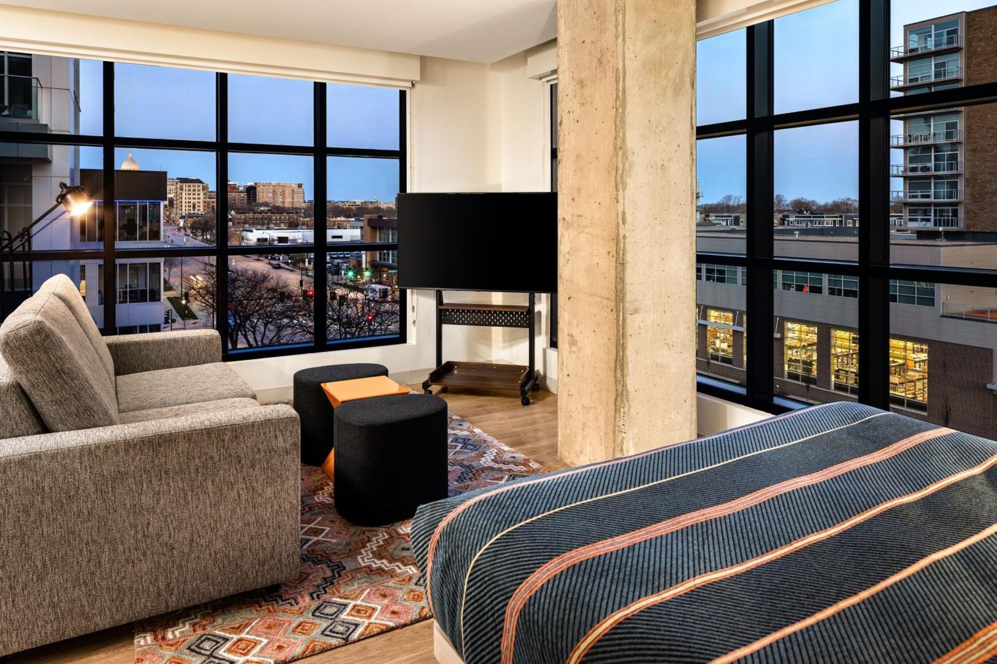 Hotel Moxy Madison Downtown Esterno foto